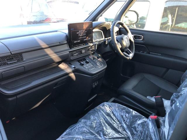 ステップワゴン ｅ：ＨＥＶスパーダ　全周囲カメラ　ナビ　クリアランスソナー　オートクルーズコントロール　レーンアシスト　衝突被害軽減システム　両側電動スライドドア　オートライト　ＬＥＤヘッドランプ　電動リアゲート　スマートキー（21枚目）