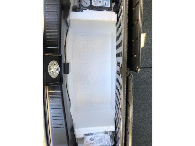 ワゴンＲ ハイブリッドＦＸ　クリアランスソナー　レーンアシスト　衝突被害軽減システム　オートライト　スマートキー　アイドリングストップ　電動格納ミラー　シートヒーター　ベンチシート　ＣＶＴ　盗難防止システム　ＡＢＳ　ＥＳＣ　ＣＤ（16枚目）