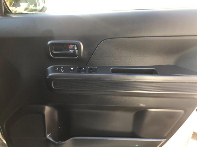 ワゴンＲ ハイブリッドＦＸ　クリアランスソナー　レーンアシスト　衝突被害軽減システム　オートライト　スマートキー　アイドリングストップ　電動格納ミラー　シートヒーター　ベンチシート　ＣＶＴ　盗難防止システム　ＡＢＳ　ＥＳＣ　ＣＤ（32枚目）