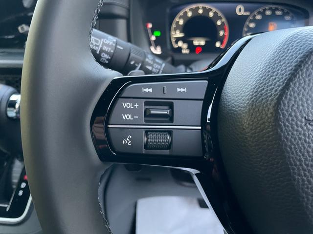 ステップワゴン スパーダ クリアランスソナー オートクルーズコントロール レーンアシスト 衝突被害軽減システム 両側電動スライドドア オートライト LEDヘッドランプ スマートキー 電動格納ミラー シートヒーター 3列シート(9枚目)