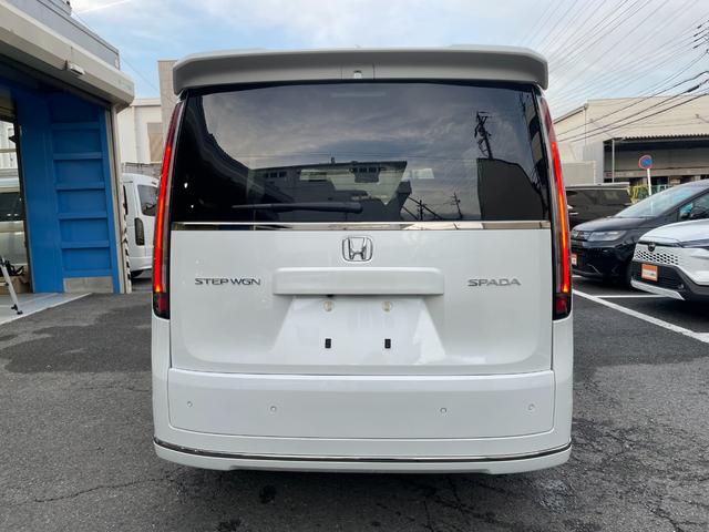 ステップワゴン スパーダ クリアランスソナー オートクルーズコントロール レーンアシスト 衝突被害軽減システム 両側電動スライドドア オートライト LEDヘッドランプ スマートキー 電動格納ミラー シートヒーター 3列シート(15枚目)