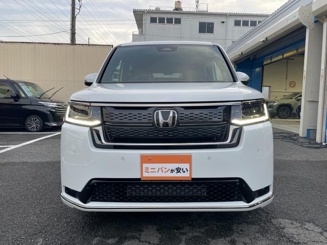 ステップワゴン スパーダ クリアランスソナー オートクルーズコントロール レーンアシスト 衝突被害軽減システム 両側電動スライドドア オートライト LEDヘッドランプ スマートキー 電動格納ミラー シートヒーター 3列シート(26枚目)