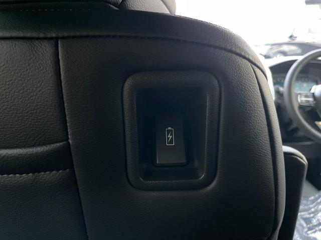 ステップワゴン スパーダ クリアランスソナー オートクルーズコントロール レーンアシスト 衝突被害軽減システム 両側電動スライドドア オートライト LEDヘッドランプ スマートキー 電動格納ミラー シートヒーター 3列シート(37枚目)