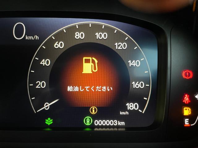 ステップワゴン スパーダ クリアランスソナー オートクルーズコントロール レーンアシスト 衝突被害軽減システム 両側電動スライドドア オートライト LEDヘッドランプ スマートキー 電動格納ミラー シートヒーター 3列シート(45枚目)