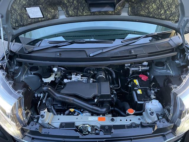 ルーミー カスタムＧ　ドライブレコーダー　ＥＴＣ　バックカメラ　ＴＶ　両側電動スライドドア　クリアランスソナー　オートクルーズコントロール　衝突被害軽減システム　アルミホイール　オートライト　ＬＥＤヘッドランプ（19枚目）