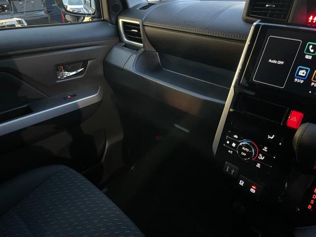 ルーミー カスタムＧ　ドライブレコーダー　ＥＴＣ　バックカメラ　ＴＶ　両側電動スライドドア　クリアランスソナー　オートクルーズコントロール　衝突被害軽減システム　アルミホイール　オートライト　ＬＥＤヘッドランプ（45枚目）