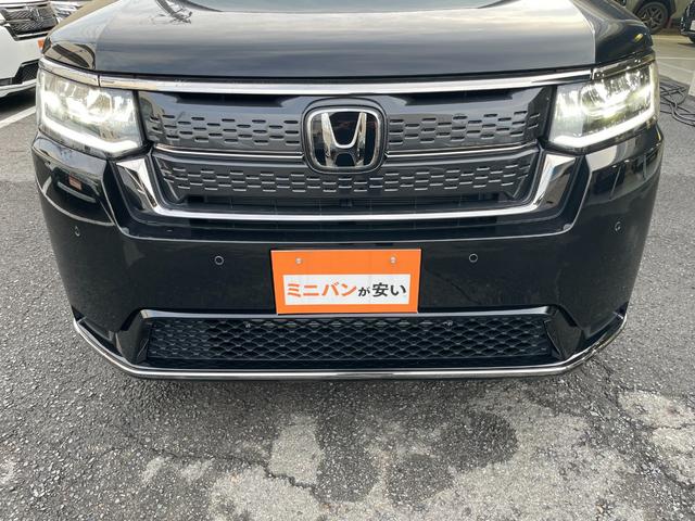 ステップワゴン スパーダ　クリアランスソナー　オートクルーズコントロール　レーンアシスト　衝突被害軽減システム　両側電動スライドドア　オートライト　ＬＥＤヘッドランプ　電動リアゲート　スマートキー　シートヒーター　３列シート（52枚目）