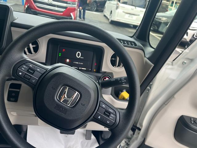 Ｎ－ＢＯＸ ベースグレード　バックカメラ　両側スライド・片側電動　クリアランスソナー　オートクルーズコントロール　レーンアシスト　衝突被害軽減システム　オートライト　ＬＥＤヘッドランプ　スマートキー　アイドリングストップ（8枚目）