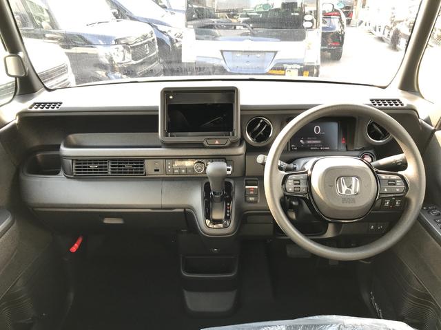 Ｎ－ＢＯＸカスタム ベースグレード　両側電動スライドドア　クリアランスソナー　オートクルーズコントロール　衝突被害軽減システム　オートライト　ＬＥＤヘッドランプ　スマートキー　アイドリングストップ　電動格納ミラー　シートヒーター（7枚目）