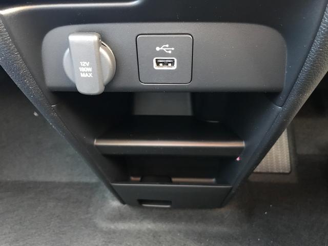 フリード エアー　ＥＸ　クリアランスソナー　オートクルーズコントロール　レーンアシスト　衝突被害軽減システム　両側電動スライドドア　ＬＥＤヘッドランプ　スマートキー　電動格納ミラー　シートヒーター　３列シート　ウォークスルー（13枚目）