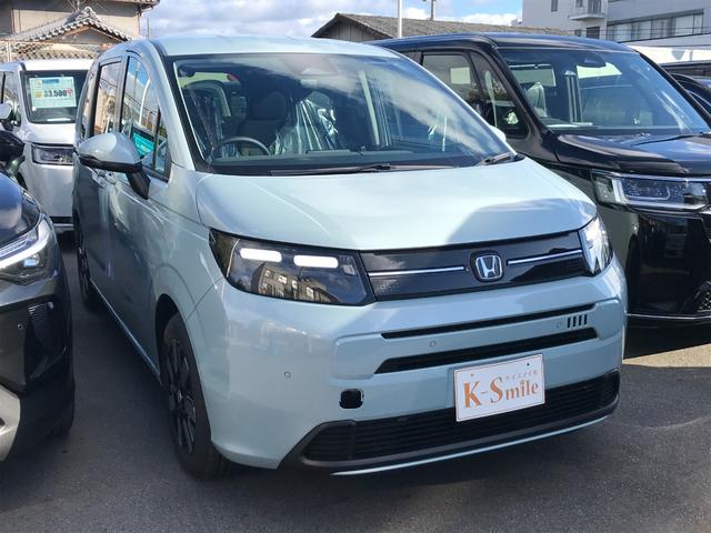 フリード エアー　ＥＸ　クリアランスソナー　オートクルーズコントロール　レーンアシスト　衝突被害軽減システム　両側電動スライドドア　ＬＥＤヘッドランプ　スマートキー　電動格納ミラー　シートヒーター　３列シート　ウォークスルー（18枚目）