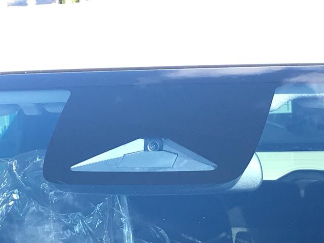 フリード エアー　ＥＸ　クリアランスソナー　オートクルーズコントロール　レーンアシスト　衝突被害軽減システム　両側電動スライドドア　ＬＥＤヘッドランプ　スマートキー　電動格納ミラー　シートヒーター　３列シート　ウォークスルー（28枚目）