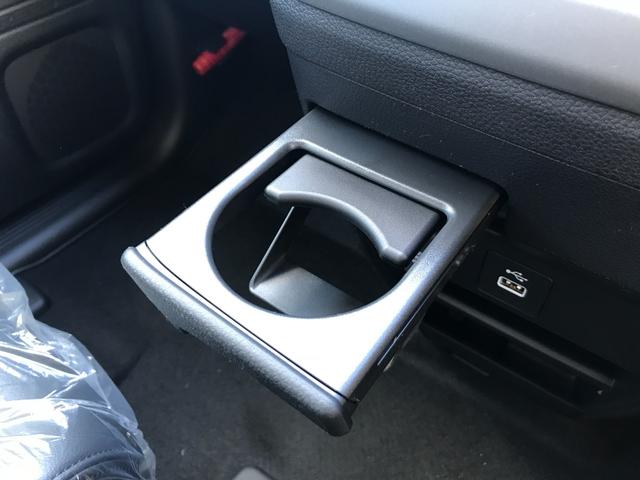 フリード エアー　ＥＸ　クリアランスソナー　オートクルーズコントロール　レーンアシスト　衝突被害軽減システム　両側電動スライドドア　ＬＥＤヘッドランプ　スマートキー　電動格納ミラー　シートヒーター　３列シート　ウォークスルー（44枚目）