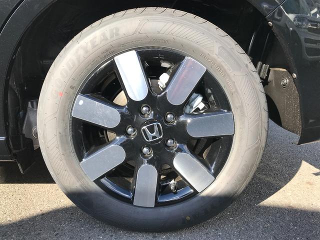 フリード エアー　ＥＸ　クリアランスソナー　オートクルーズコントロール　衝突被害軽減システム　両側電動スライドドア　オートライト　ＬＥＤヘッドランプ　スマートキー　電動格納ミラー　シートヒーター　３列シート　ウォークスルー（25枚目）