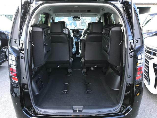 フリード エアー　ＥＸ　クリアランスソナー　オートクルーズコントロール　衝突被害軽減システム　両側電動スライドドア　オートライト　ＬＥＤヘッドランプ　スマートキー　電動格納ミラー　シートヒーター　３列シート　ウォークスルー（48枚目）