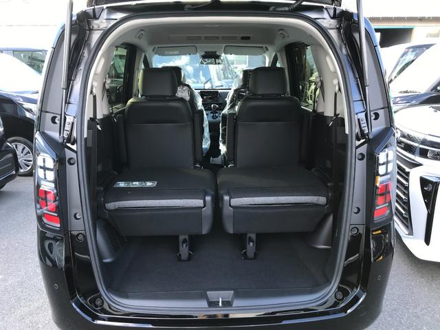 フリード エアー　ＥＸ　クリアランスソナー　オートクルーズコントロール　衝突被害軽減システム　両側電動スライドドア　オートライト　ＬＥＤヘッドランプ　スマートキー　電動格納ミラー　シートヒーター　３列シート　ウォークスルー（49枚目）