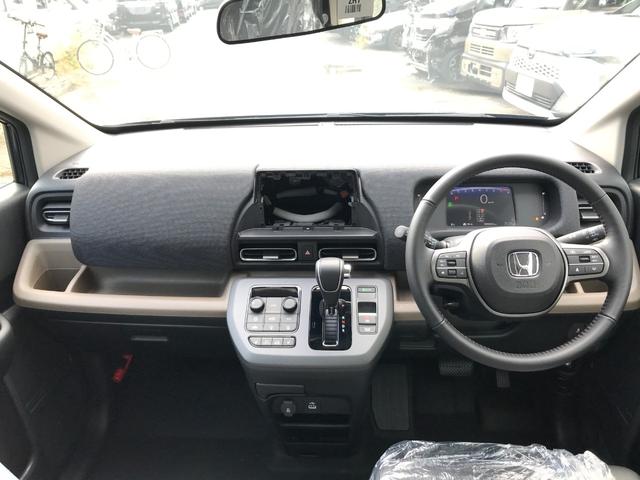 フリード エアー　ＥＸ　クリアランスソナー　オートクルーズコントロール　レーンアシスト　衝突被害軽減システム　両側電動スライドドア　オートライト　ＬＥＤヘッドランプ　スマートキー　アイドリングストップ　電動格納ミラー（7枚目）