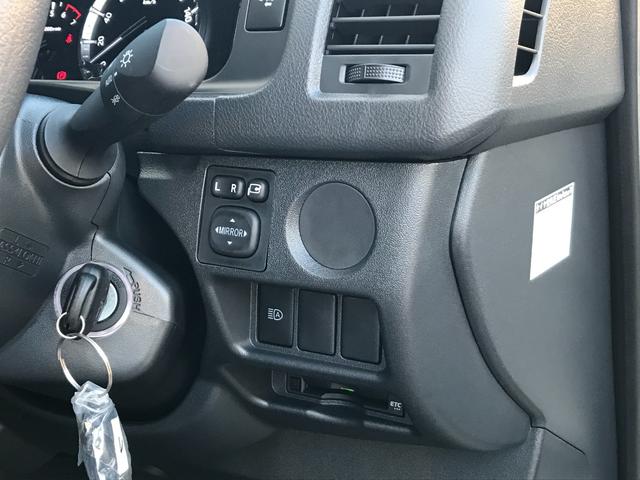 ハイエースバン ロングＤＸ　ＧＬパッケージ　ＥＴＣ　クリアランスソナー　レーンアシスト　衝突被害軽減システム　両側スライドドア　オートマチックハイビーム　オートライト　キーレスエントリー　電動格納ミラー　ＡＴ　１００Ｖ電源（14枚目）