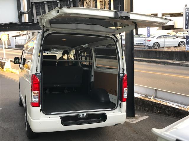 ハイエースバン ロングＤＸ　ＧＬパッケージ　ＥＴＣ　クリアランスソナー　レーンアシスト　衝突被害軽減システム　両側スライドドア　オートマチックハイビーム　オートライト　キーレスエントリー　電動格納ミラー　ＡＴ　１００Ｖ電源（33枚目）
