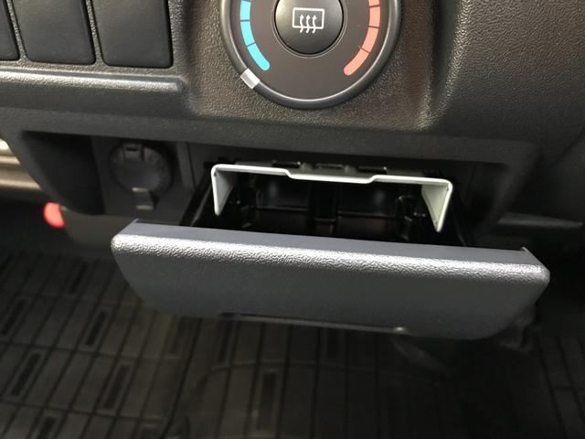 ハイエースバン ロングＤＸ　ＧＬパッケージ　ＥＴＣ　クリアランスソナー　レーンアシスト　衝突被害軽減システム　両側スライドドア　オートマチックハイビーム　オートライト　キーレスエントリー　電動格納ミラー　ＡＴ　１００Ｖ電源（44枚目）