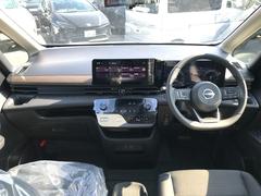 この度は当店のお車をご覧になっていただき、誠にありがとうございます。じっくり現車確認して頂けるよう、ご準備を致します！ 2