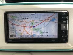ナビ付き♪旅行やドライブも楽しいひと時！初めての道でも迷うことなくエスコートしてくれます。 4