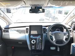 車を運転する際には運転席の存在は欠かせません。なのでしっかりとチェックしたいポイントですね。 2
