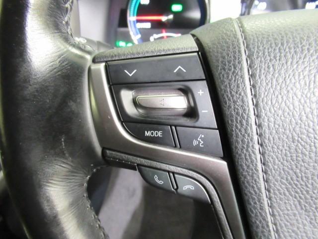 クラウンハイブリッド アスリートS J-フロンティア 革 地デジ クルコン LEDヘッドライト アルミホイール 電動シート 盗難防止装置 ETC車載器 キーレス ABS ナビ&TV メモリーナビ ドラレコ 横滑り防止機能 DVD バックカメラ エアコン(17枚目)