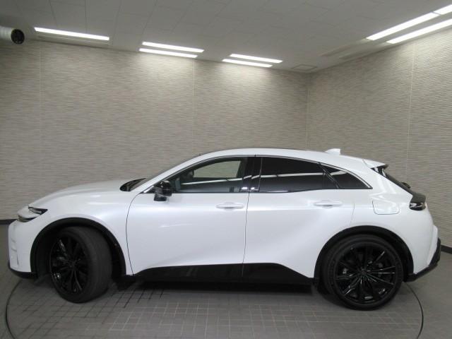 クラウンスポーツ Ｚ　ムーンルーフ　ＡＷＤ　フルセグテレビ　１オーナー　ＥＴＣ車載器　ＴＶナビ　クルコン　横滑り防止装置　エアバッグ　本革　ＡＣ１００Ｖ　メモリナビ　ドラレコ　キーレス　盗難防止装置　ＡＢＳ　アルミ（5枚目）