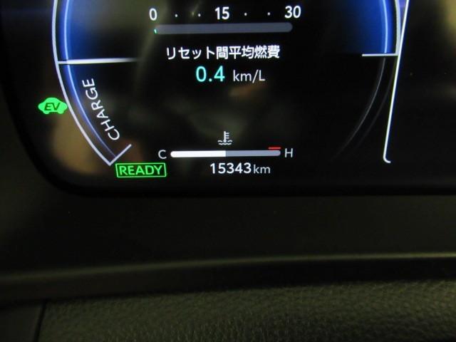 クラウンスポーツ Ｚ　ムーンルーフ　ＡＷＤ　フルセグテレビ　１オーナー　ＥＴＣ車載器　ＴＶナビ　クルコン　横滑り防止装置　エアバッグ　本革　ＡＣ１００Ｖ　メモリナビ　ドラレコ　キーレス　盗難防止装置　ＡＢＳ　アルミ（16枚目）