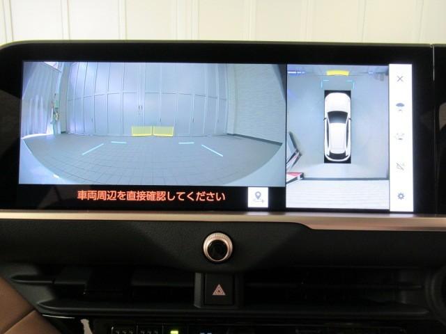 クラウンスポーツ Ｚ　ムーンルーフ　ＡＷＤ　フルセグテレビ　１オーナー　ＥＴＣ車載器　ＴＶナビ　クルコン　横滑り防止装置　エアバッグ　本革　ＡＣ１００Ｖ　メモリナビ　ドラレコ　キーレス　盗難防止装置　ＡＢＳ　アルミ（19枚目）