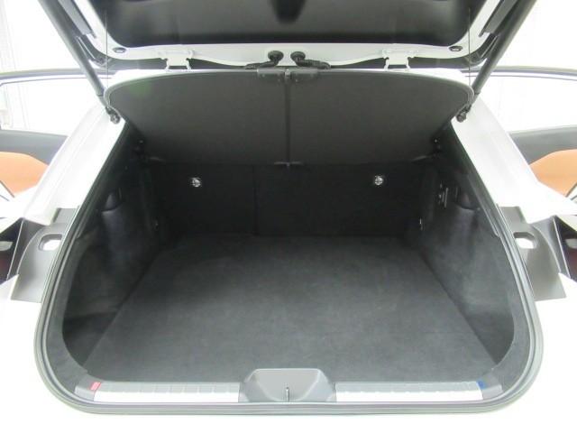 クラウンスポーツ Ｚ　ムーンルーフ　ＡＷＤ　フルセグテレビ　１オーナー　ＥＴＣ車載器　ＴＶナビ　クルコン　横滑り防止装置　エアバッグ　本革　ＡＣ１００Ｖ　メモリナビ　ドラレコ　キーレス　盗難防止装置　ＡＢＳ　アルミ（33枚目）