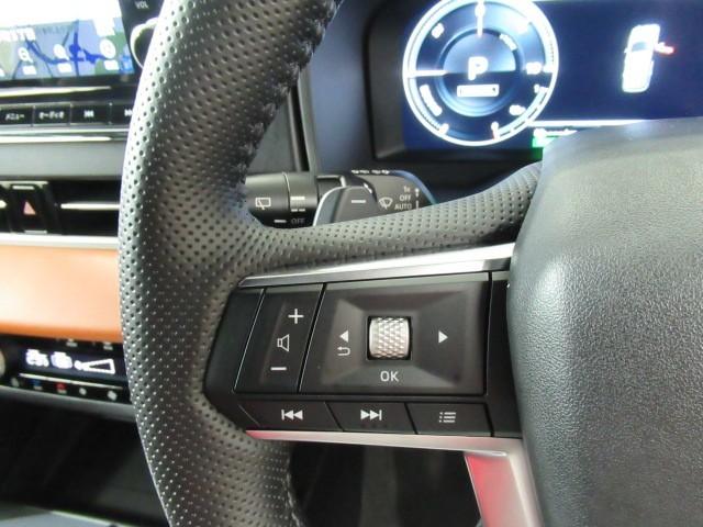 アウトランダーＰＨＥＶ Ｐ　横滑り防止　ワンオーナ　デュアルエアコン　１００Ｖ　ＥＴＣ車載器　フルセグＴＶ　パワーシート　ＬＥＤヘッドライト　４ＷＤ　メモリーナビ　ＡＢＳ　Ｂカメ　アルミ　オートクルーズコントロール　キーレス（15枚目）