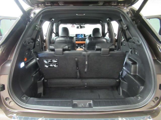 アウトランダーＰＨＥＶ Ｐ　横滑り防止　ワンオーナ　デュアルエアコン　１００Ｖ　ＥＴＣ車載器　フルセグＴＶ　パワーシート　ＬＥＤヘッドライト　４ＷＤ　メモリーナビ　ＡＢＳ　Ｂカメ　アルミ　オートクルーズコントロール　キーレス（34枚目）