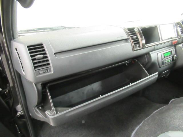 ハイエースバン ロングワイドスーパーGL ダブルエアB パワステ パワーウインドウ 運転席エアバッグ エアコン DVD LEDヘッド 1オーナー キーレス ABS スマートキ ETC Bカメラ アルミ メモリーナビ ナビTV リアエアコン(32枚目)