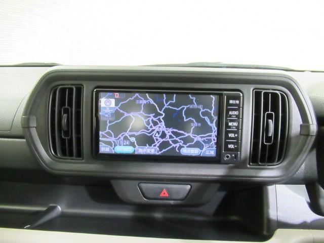 パッソ X ETC車載器 デュアルエアバッグ i-stop エアコン 盗難防止装置 ABS 横滑り防止機能 キーフリーシステム メモリナビ パワーウィンドウ パワーステアリング スマートキー エアバッグ(17枚目)