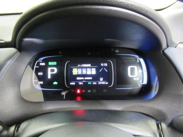 アクア Z LEDヘッドライト スマートキー 100V電源 イモビライザー アルミホイール オートクルーズコントロール エアコン ESC ナビ カーテンエアバッグ ETC キーレス パワーウインドウ ABS(17枚目)