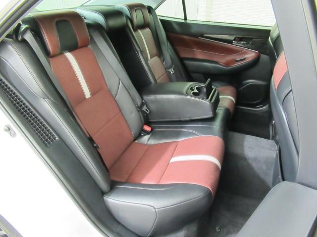 クラウンハイブリッド アスリートS ブラックスタイル キーレスエントリー 横滑り防止 ナビTV オートクルーズ フルセグテレビ 本革 エアコン AW Bカメラ カーテンエアバッグ スマキー DVD再生 ワンオーナー ABS 盗難防止システム ETC車載器(25枚目)