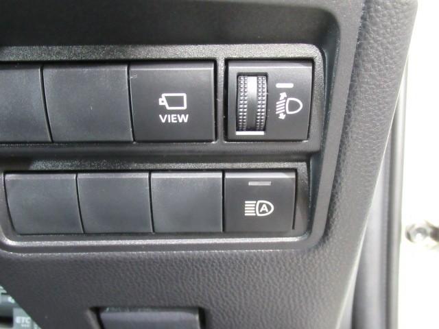 ヤリスクロス ハイブリッドZ インテリジェントキー アルミホイル LEDライト 1オ-ナ- リアカメラ クルーズコントロール 横滑り防止システム 電動シ-ト パワステ オートエアコン キーフリー イモビライザ ETC付き ABS(13枚目)