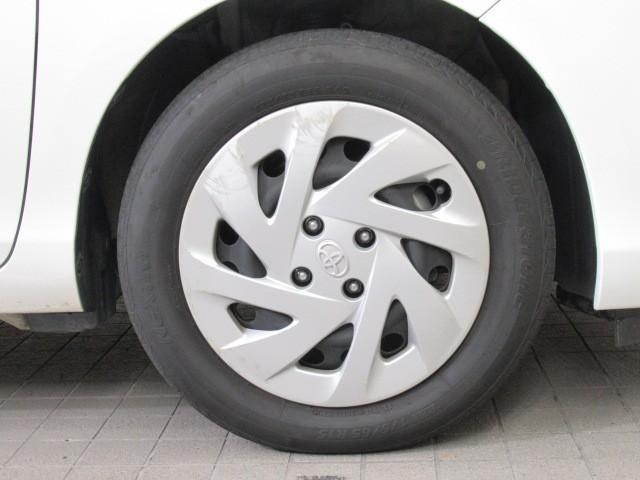 アクア Sスタイルブラック バックモニタ- ナビTV イモビライザー LEDライト スマートキープッシュスタート 1オーナー Wエアバッグ キーフリ メモリーナビゲーション 横滑り防止装置付き 1セグ フルオートエアコン ABS(7枚目)