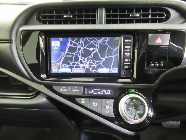 アクア Sスタイルブラック バックモニタ- ナビTV イモビライザー LEDライト スマートキープッシュスタート 1オーナー Wエアバッグ キーフリ メモリーナビゲーション 横滑り防止装置付き 1セグ フルオートエアコン ABS(18枚目)