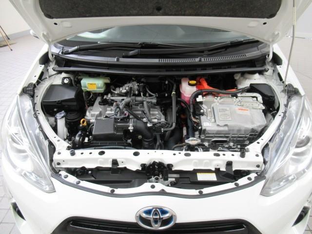 アクア Sスタイルブラック バックモニタ- ナビTV イモビライザー LEDライト スマートキープッシュスタート 1オーナー Wエアバッグ キーフリ メモリーナビゲーション 横滑り防止装置付き 1セグ フルオートエアコン ABS(32枚目)