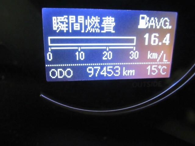 ＣＴ ＣＴ２００ｈ　バージョンＣ　ＴＶナビ　サイドエアバック　地デジＴＶ　バックガイドモニター　アルミ　キーレスエントリー　ＥＳＣ　ＥＴＣ付き　ＡＵＴＯエアコン　エアバック　クルーズコントロール付　Ｐシート　パワーウインドウ　スマキー（20枚目）