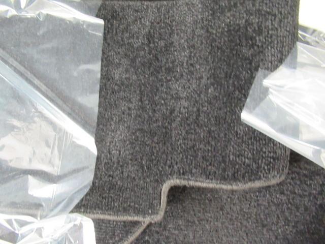 ＣＴ ＣＴ２００ｈ　バージョンＣ　ＴＶナビ　サイドエアバック　地デジＴＶ　バックガイドモニター　アルミ　キーレスエントリー　ＥＳＣ　ＥＴＣ付き　ＡＵＴＯエアコン　エアバック　クルーズコントロール付　Ｐシート　パワーウインドウ　スマキー（28枚目）