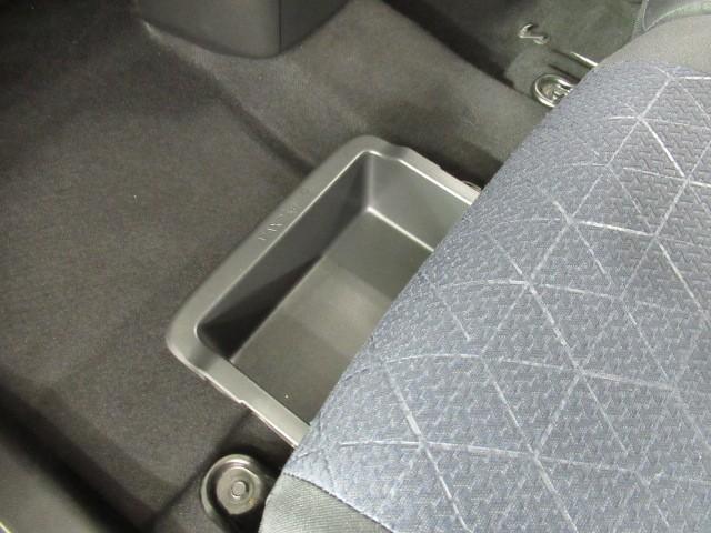 eKクロス G プラスエディション オートエアコン DVD フルセグTV インテリキー LEDヘッド メモリーナビ バックカメラ ESC パワーウィンド(30枚目)