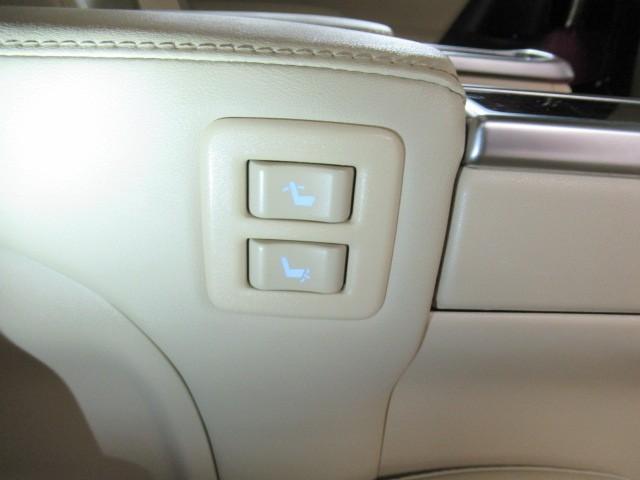 アルファードハイブリッド G Fパッケージ ムーンルーフ Bモニター オートクルーズコントロール 地デジ オートエアコン ドライブレコーダー 電動シート ABS エアバッグ ETC キーレス 盗難防止装置 メモリーナビ 横滑防止 3列シート(24枚目)