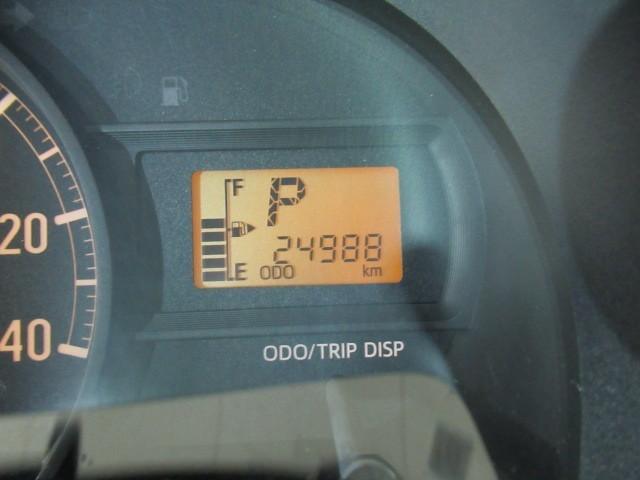 ハイゼットカーゴ スペシャル　アイドルストップ　ＥＴＣ装着車　Ｗエアバック　フルセグ　ＡＢＳ付き　１オーナー車　エアバック　エアコン付　ナビＴＶ　メモリナビ　ＤＶＤ再生可（13枚目）