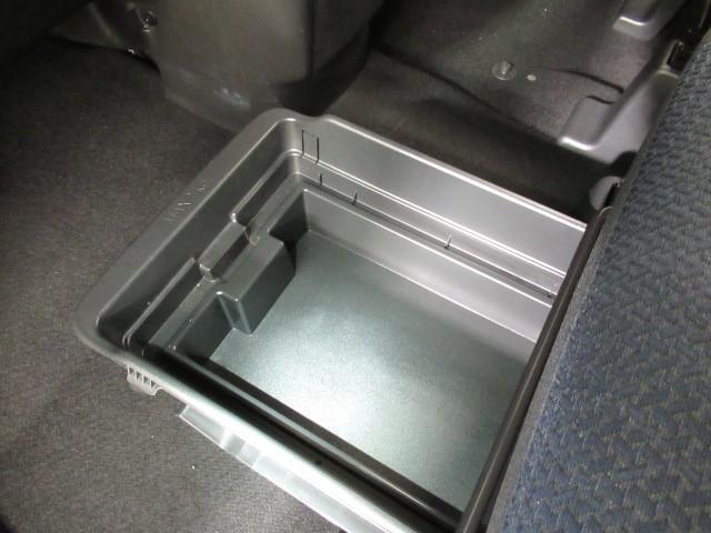 ルークス ハイウェイスター　Ｇターボプロパイロットエディション　両側パワードア　地デジテレビ　メモリナビ　ＤＶＤ　クルコン　インテリキ－　ＥＴＣ　ＬＥＤヘッドライト　ＡＣ　セキュリティー　Ｒカメラ　ＴＶナビ　ＰＳ　アルミホイール　ＰＷ　ＡＢＳ　エアバッグ　ＶＳＡ（32枚目）