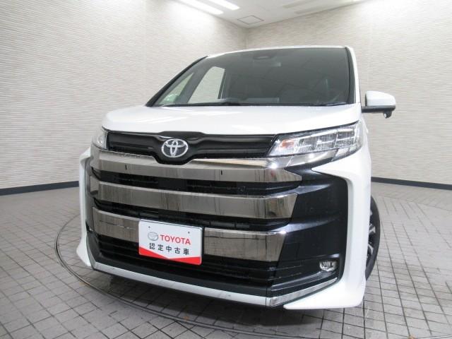 ノア S-Z アルミホイール デュアルエアコン クルーズコントロール 盗難防止装置 LEDライト 両側自動ドア メモリーナビ キーレス 横滑り防止 ナビTV ワンオーナー 三列シート DVD再生 スマートキー(6枚目)