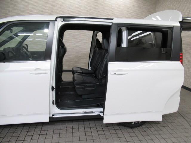 ノア S-Z アルミホイール デュアルエアコン クルーズコントロール 盗難防止装置 LEDライト 両側自動ドア メモリーナビ キーレス 横滑り防止 ナビTV ワンオーナー 三列シート DVD再生 スマートキー(31枚目)